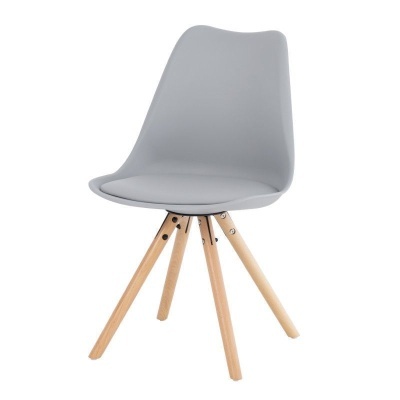 cadeira cinzenta com pernas de madeira clara
