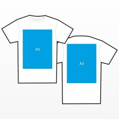 T-shirts brancas com retângulo azul e texto A3 ao centro na frente e nas costas