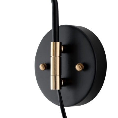 Suporte de parede preto com acabamento dourado e cabo preto