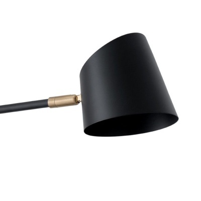 Candeeiro de leitura preto com detalhe dourado