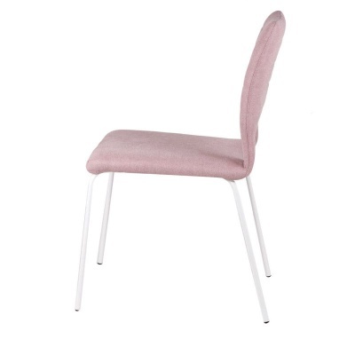 Cadeira rosa com pernas brancas sobre fundo branco