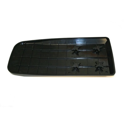 Tabuleiro preto de plástico com textura quadrada e suportes em estrela