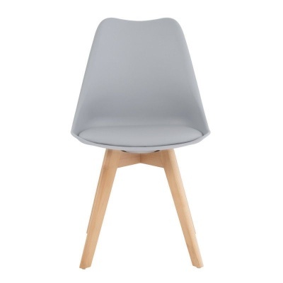 Cadeira moderna cinzenta com pernas de madeira clara