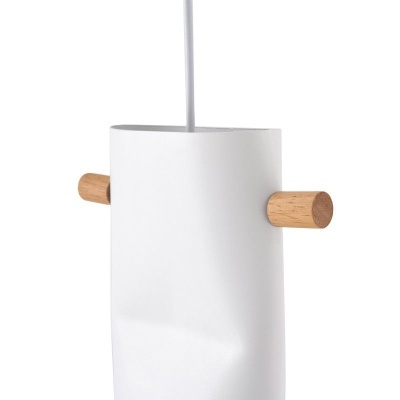 Candeeiro suspenso branco cilíndrico com suportes de madeira