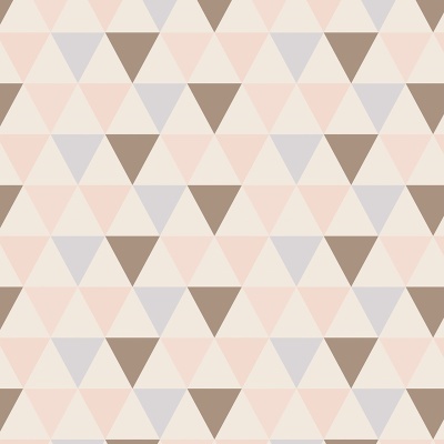 Padrão repetido de triângulos coloridos em tons neutros num papel de parede
