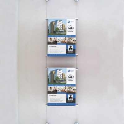 Exibidor metalico com dois folhetos imobiliários