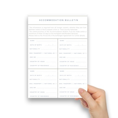 Formulário branco com cabeçalho ACCOMMODATION BULLETIN para preenchimento de dados pessoais em inglês