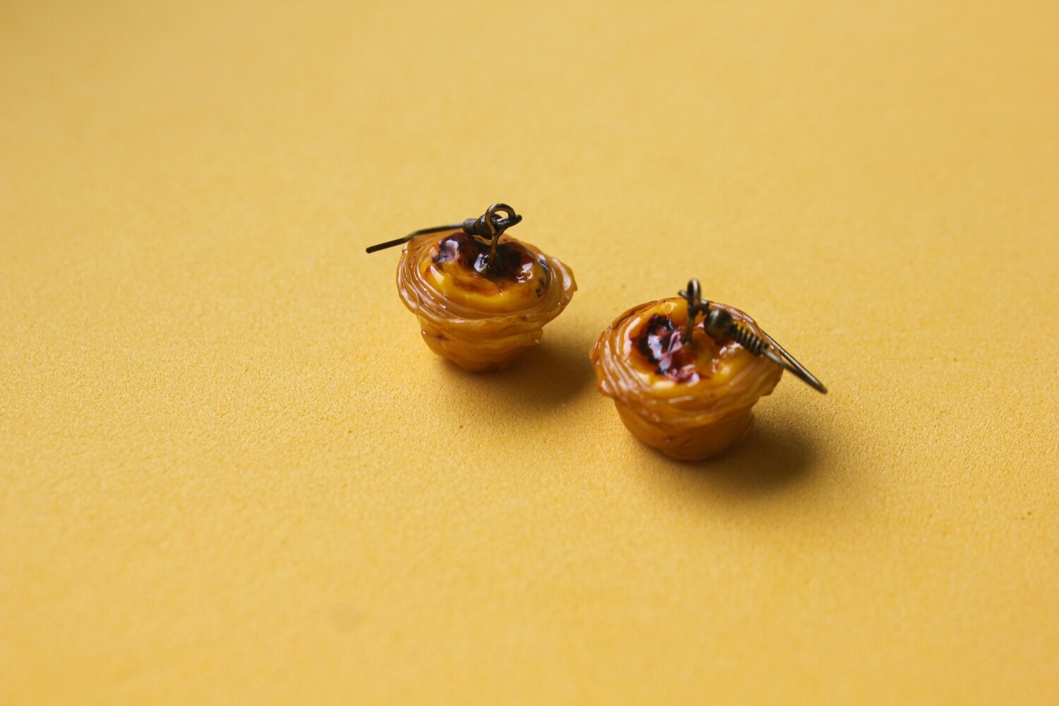 Brincos Pastel de Nata Brincos em forma de pastel de nata