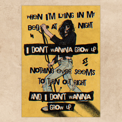 Poster amarelo com ilustração de pessoa segurando microfone e texto em inglês sobre não querer crescer
