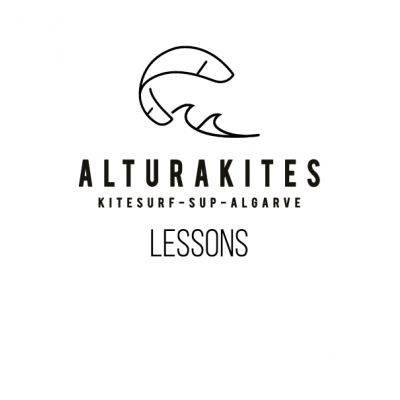 Logotipo ALTURAKITES com desenho de onda e kite e o texto KITESURF-SUP-ALGARVE LESSONS