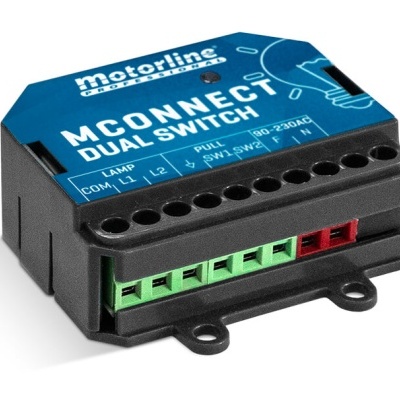 Dispositivo motorline mCONNECT DUAL SWITCH preto e azul com terminais verdes e vermelhos