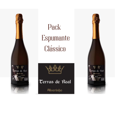Duas garrafas de espumante Terras de Real Alvarinho com rótulos pretos e dourados e texto Pack Espumante Clássico