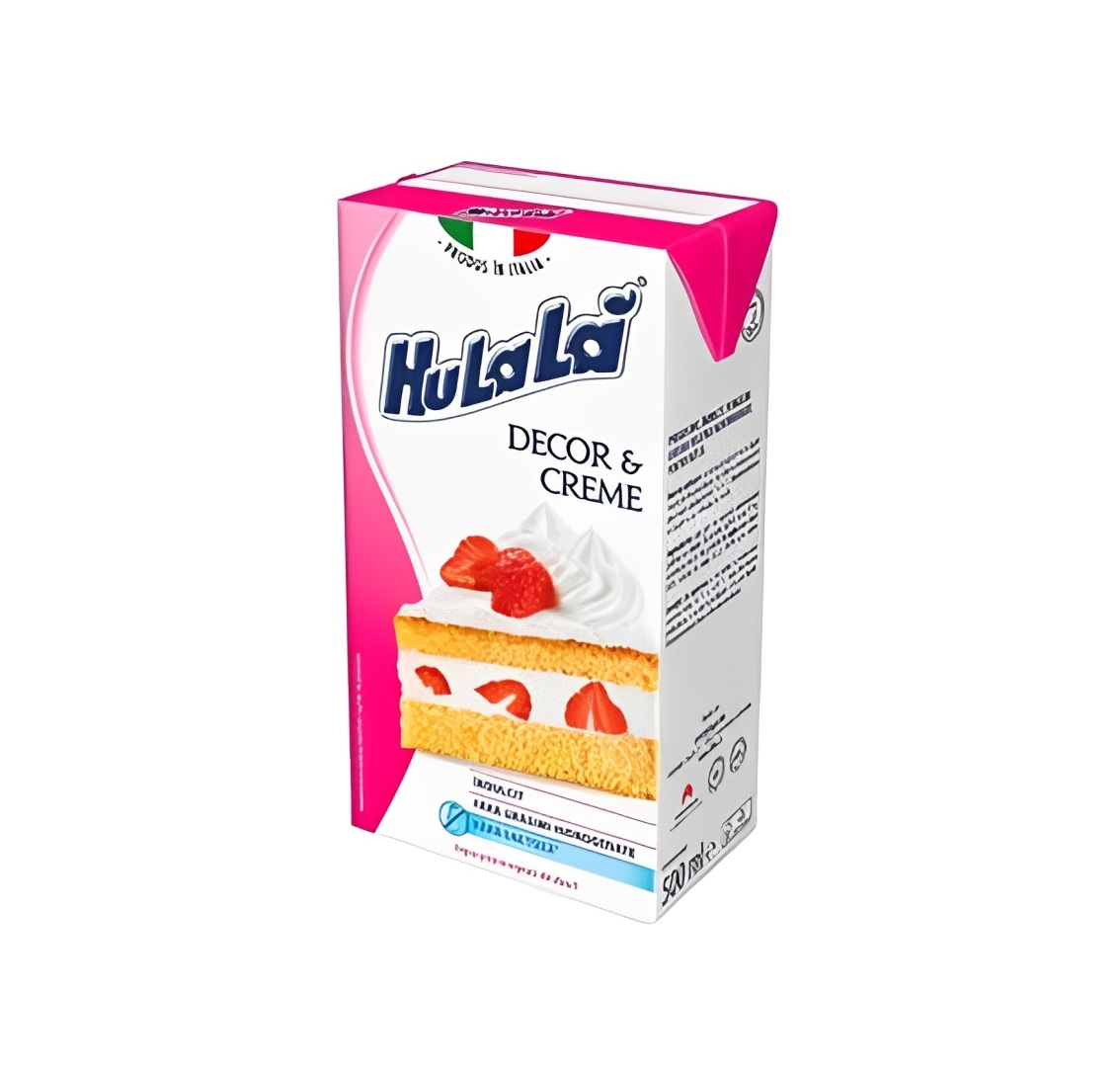 Natas Vegetais Hulalá 500ml Caixa de leite Hula Lá Decor & Creme com imagem de fatia de bolo e morangos.
