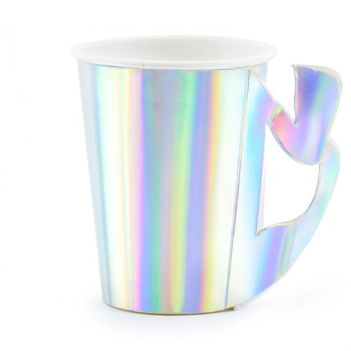 Caneca de papel iridescente com alça recortada em fundo branco
