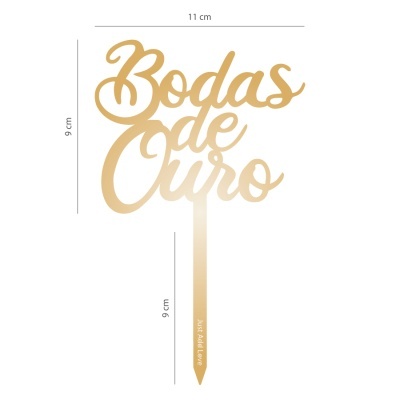 Decoração de bolo dourada com texto Bodas de Ouro e suporte com texto Just Add Love
