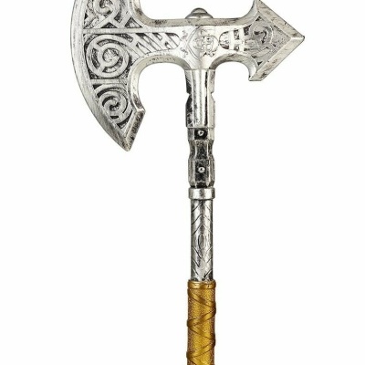 Machado decorativo de metal prateado com cabo dourado