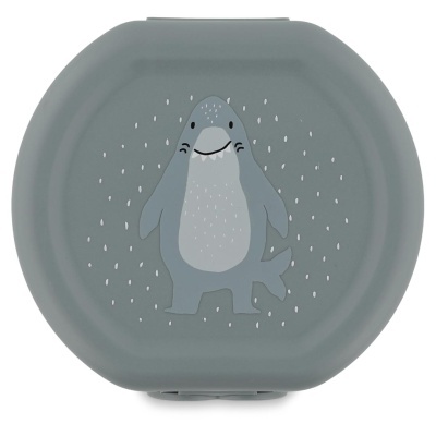 Estojo cinzento com desenho de tubarão sorridente