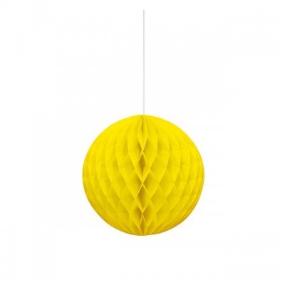 Esfera amarela de papel com padrão favo de mel suspensa por fio branco