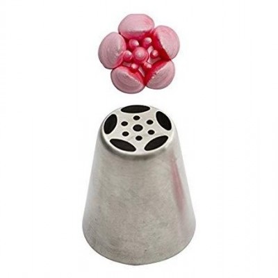 Bico de confeitar metálico com decoração de flor em pasta cor-de-rosa