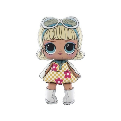 Boneca estilizada loira com vestido e botas brancas