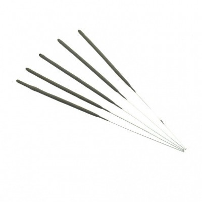 Conjunto de agulhas de tricô de metal com cabos pretos