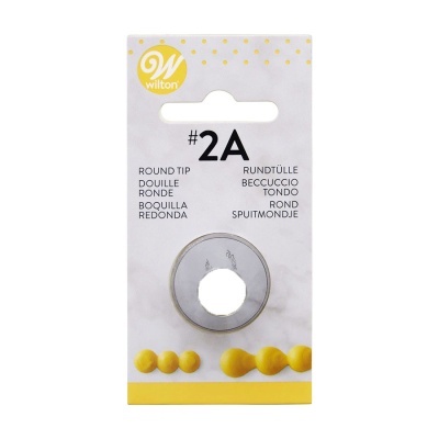Bico de confeitar Wilton metálico, modelo #2A, com ponta redonda em embalagem branca e amarela.