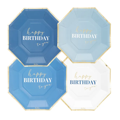Quatro pratos de papel octogonais em azul e branco com texto de aniversário
