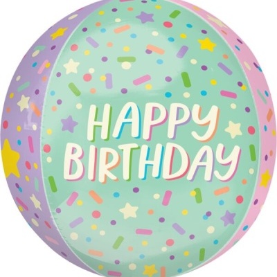 Bola decorativa colorida com texto 'HAPPY BIRTHDAY'
