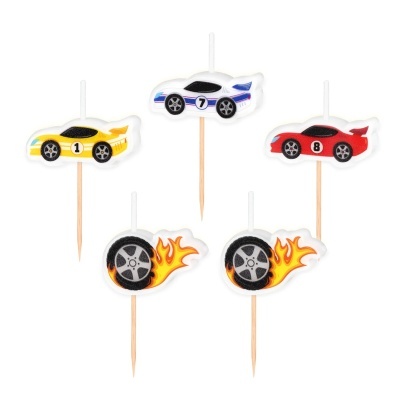 Velas decorativas em forma de carros e rodas com chamas em palitos