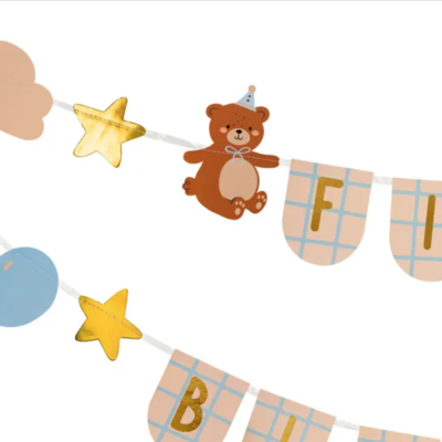 Bandeirola decorativa com urso, estrelas, balões e letras em papel ou cartão