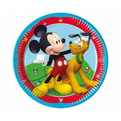 Prato de papel com imagem de Mickey Mouse e Pluto em fundo azul e vermelho.