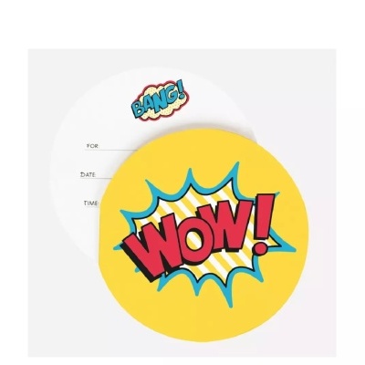 Cartões redondos amarelo e branco com palavras em estilo banda desenhada