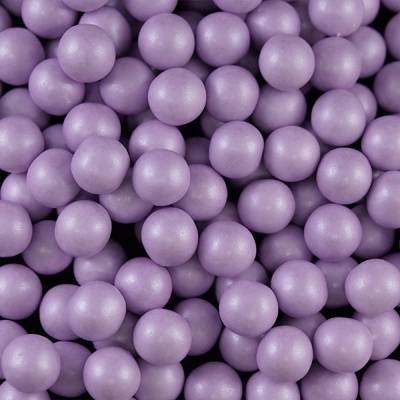 Bolas pequenas roxas mate amontoadas