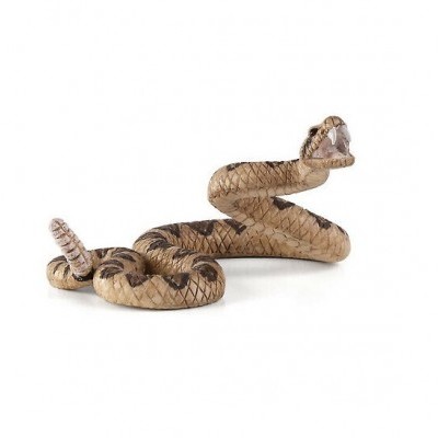 Figura decorativa de uma serpente castanha com padrão de escamas