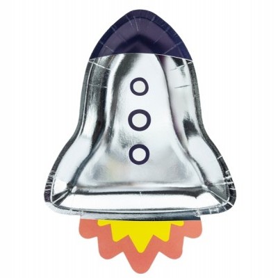 Prato descartável em formato de foguetão prateado e azul com fogo amarelo e laranja.