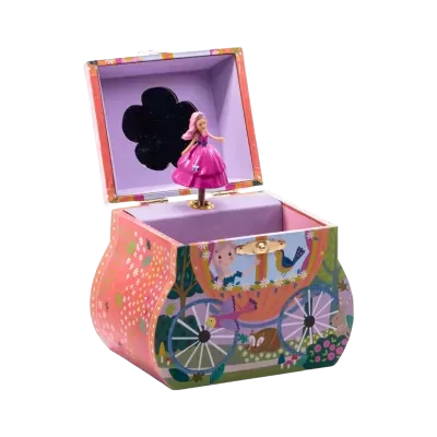 Caixa de música ilustrada com carruagem e boneca rosa