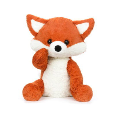 Peluche de raposa castanho-avermelhada e branco com olhos negros.