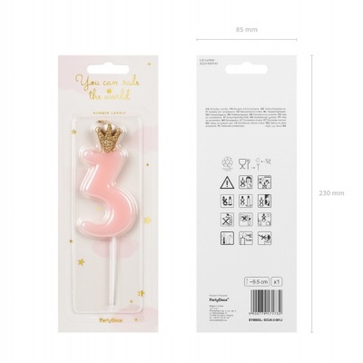 Vela de aniversário número 3 rosa com coroa dourada em embalagem transparente com fundo branco
