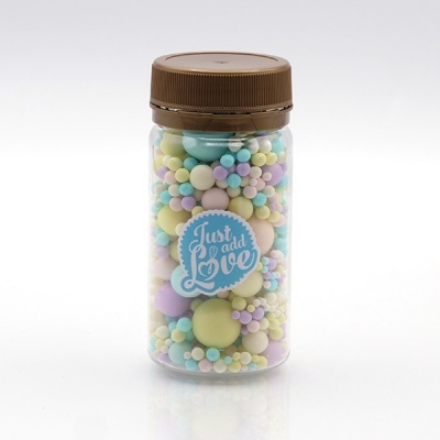 Frasco transparente com tampa castanha e esferas coloridas pastel