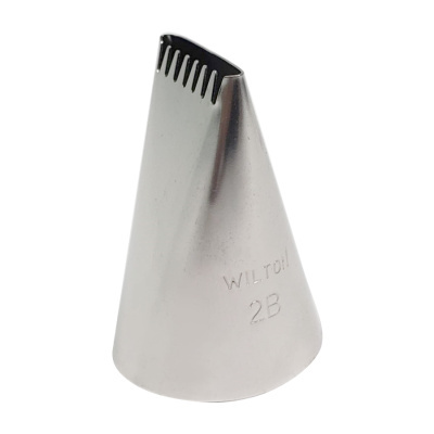 Bico de confeiteiro Wilton 2B em metal prateado com dentes na borda