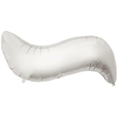 Balão branco curvado de material metálico