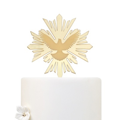 Topo de bolo branco com flor branca e decoração dourada em forma de pomba