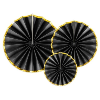 Três leques decorativos de papel preto com bordas amarelas em fundo branco