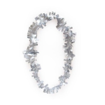 Colar ou guirlanda com tiras recortadas cinza, branco e prateado