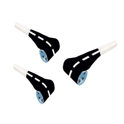 Três rolhas de garrafas em silicone preta com tampas brancas e bases azuis.