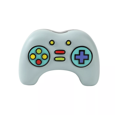 Comando de videojogo em silicone cinza claro com botões coloridos