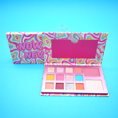 Paleta de maquilhagem NOW NEVER com sombras e blushes em tons rosa, azul e amarelo