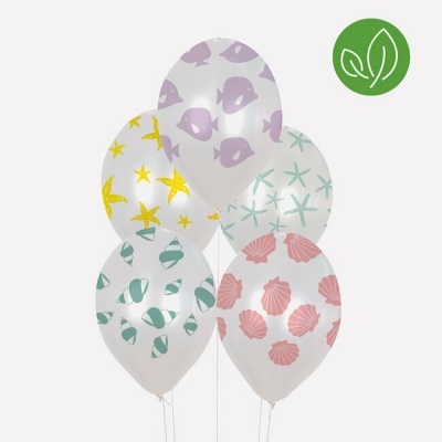 Cinco balões brancos com padrões marinhos coloridos