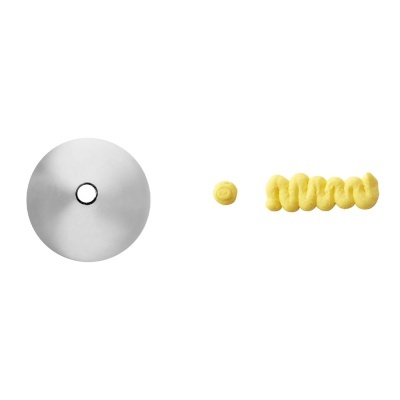 Disco de corte metálico e massa amarela em fundo branco