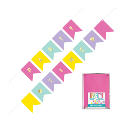 Bandeirola decorativa colorida com as palavras PARTY TIME e embalagem do kit